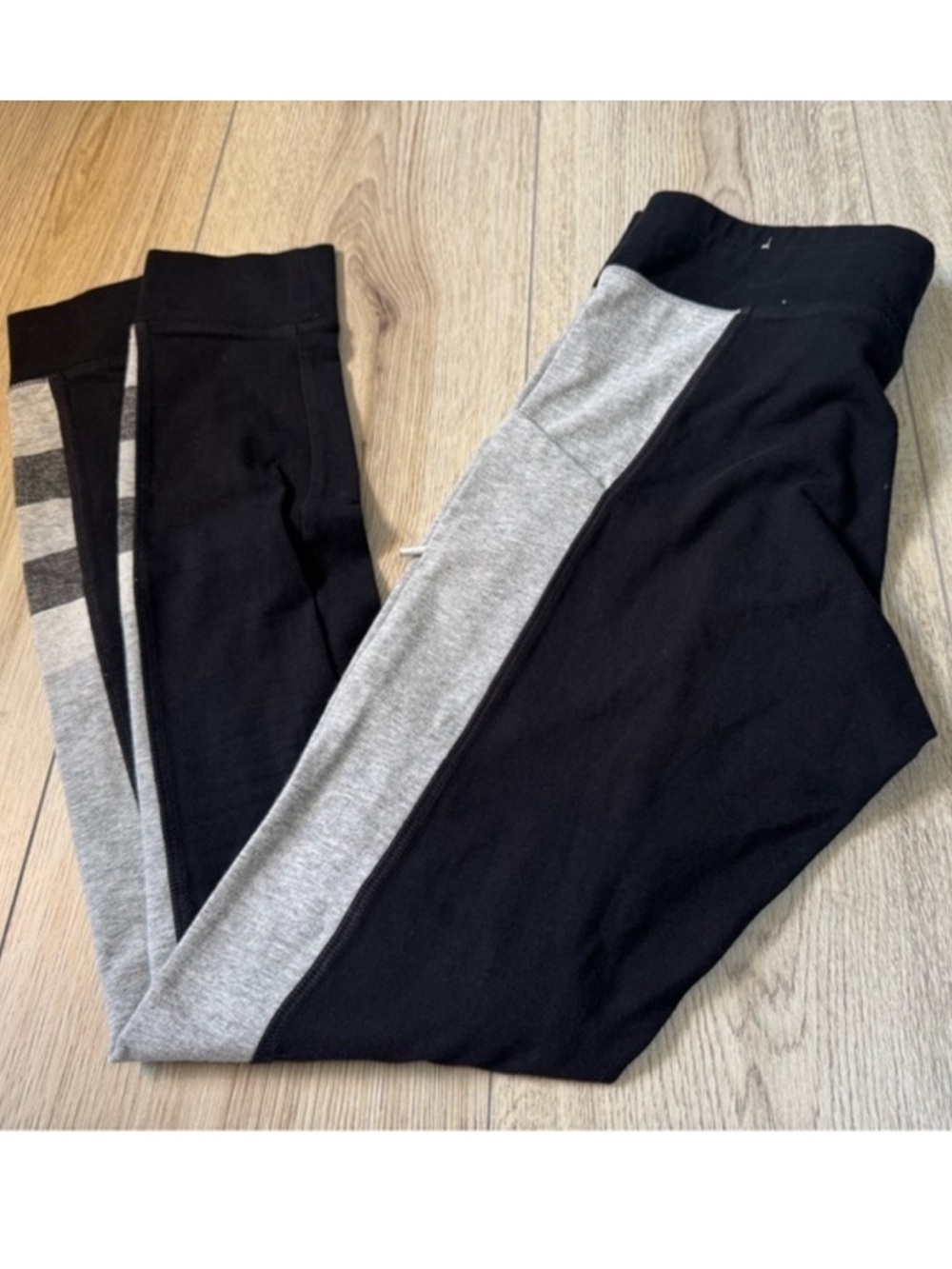 Victoria’s Secret pink black grey leggings tights